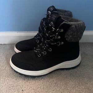 Roxy Black Winter Boots for Women